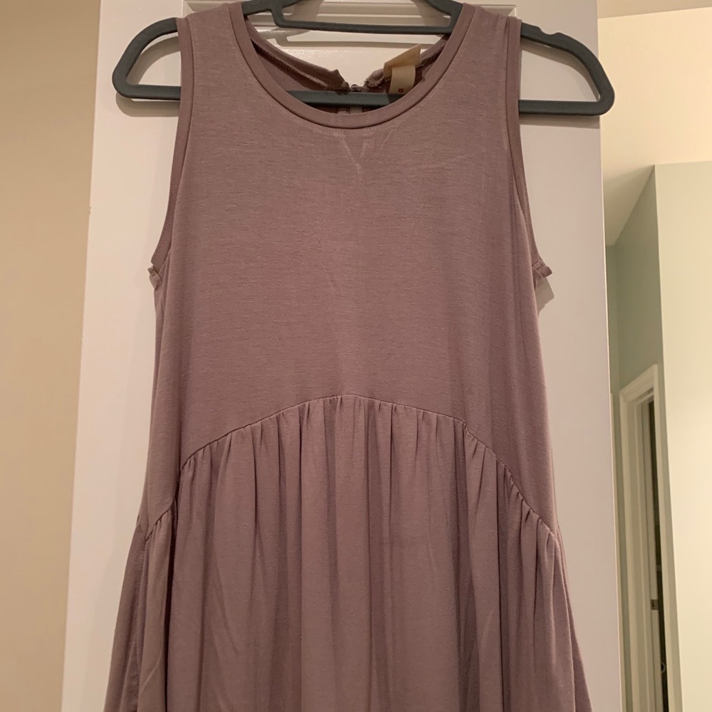 Top - Picture 2 of 2